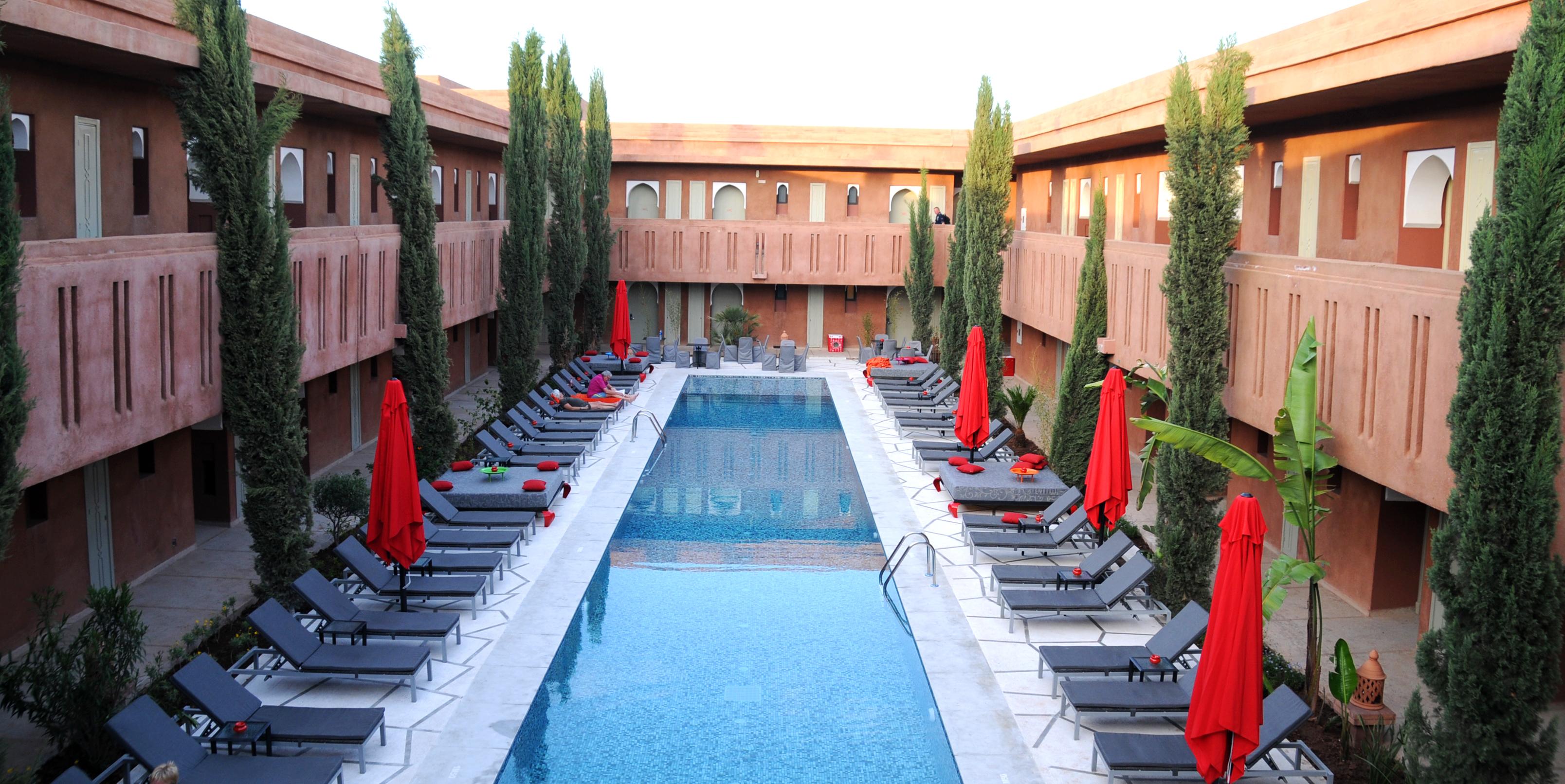 Kenzi Club Agdal Medina Hotell Lahebichate Exteriör bild The swimming pool at the hotel