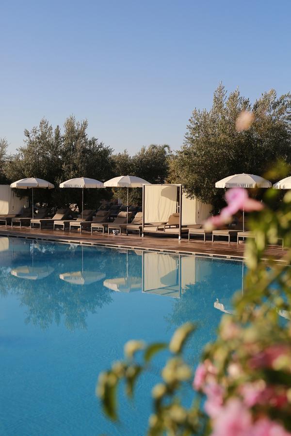 Kenzi Club Agdal Medina Hotell Lahebichate Exteriör bild The pool at the hotel